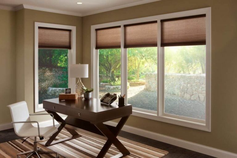 How Motorized Curtains Combine Convenience And Elegance